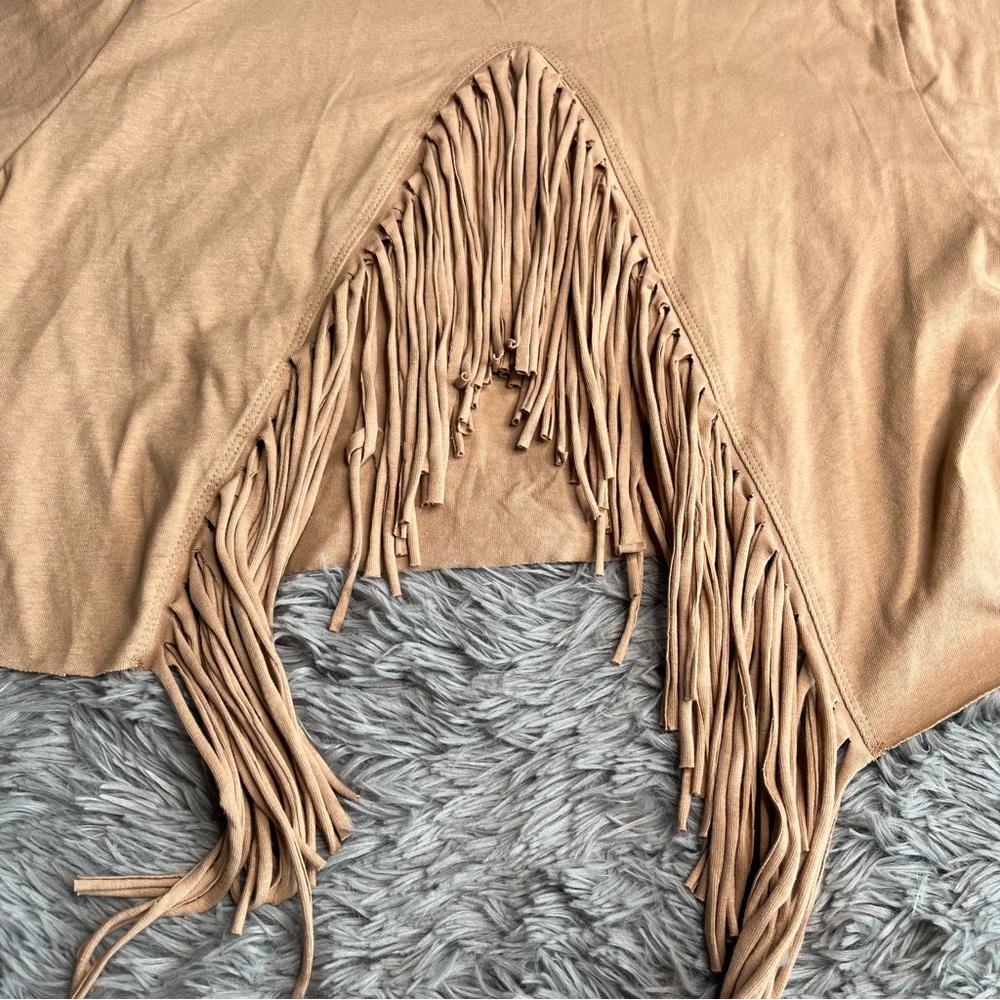 Forever 21 Shirt Womens Medium NWT Fringe Back Crazy Horse Rodeo Western Tan - Picture 7 of 8